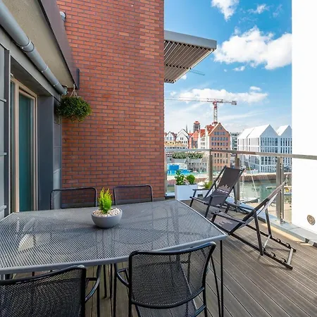 Waterlane Riverside Spa, Pool & Gym By Downtown Apartments Danzica Esterno foto