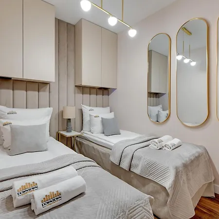 Waterlane Riverside Spa, Pool & Gym By Downtown Apartments Danzica Esterno foto