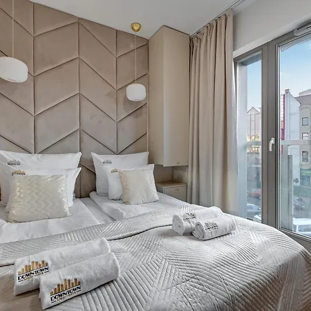 Waterlane Riverside Spa, Pool & Gym By Downtown Apartments Danzica Esterno foto