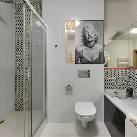 Waterlane Riverside Spa, Pool & Gym By Downtown Apartments Danzica Camera foto