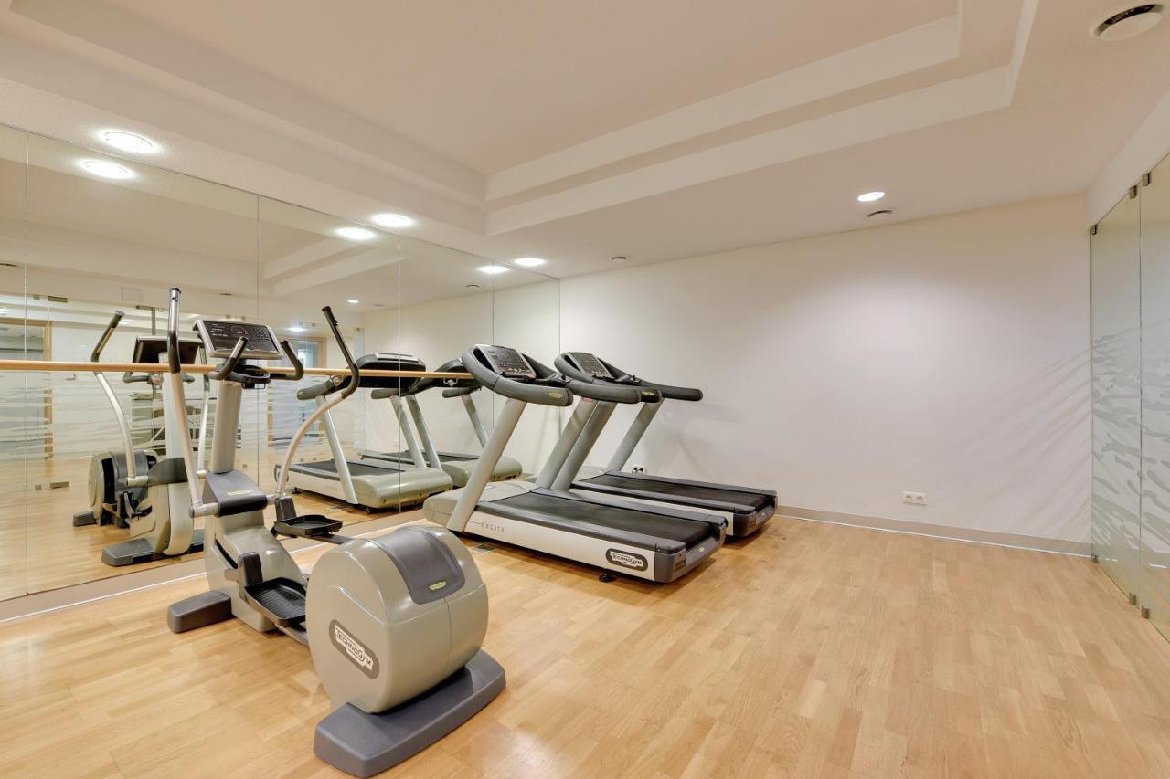 Waterlane Riverside Spa, Pool & Gym By Downtown Apartment