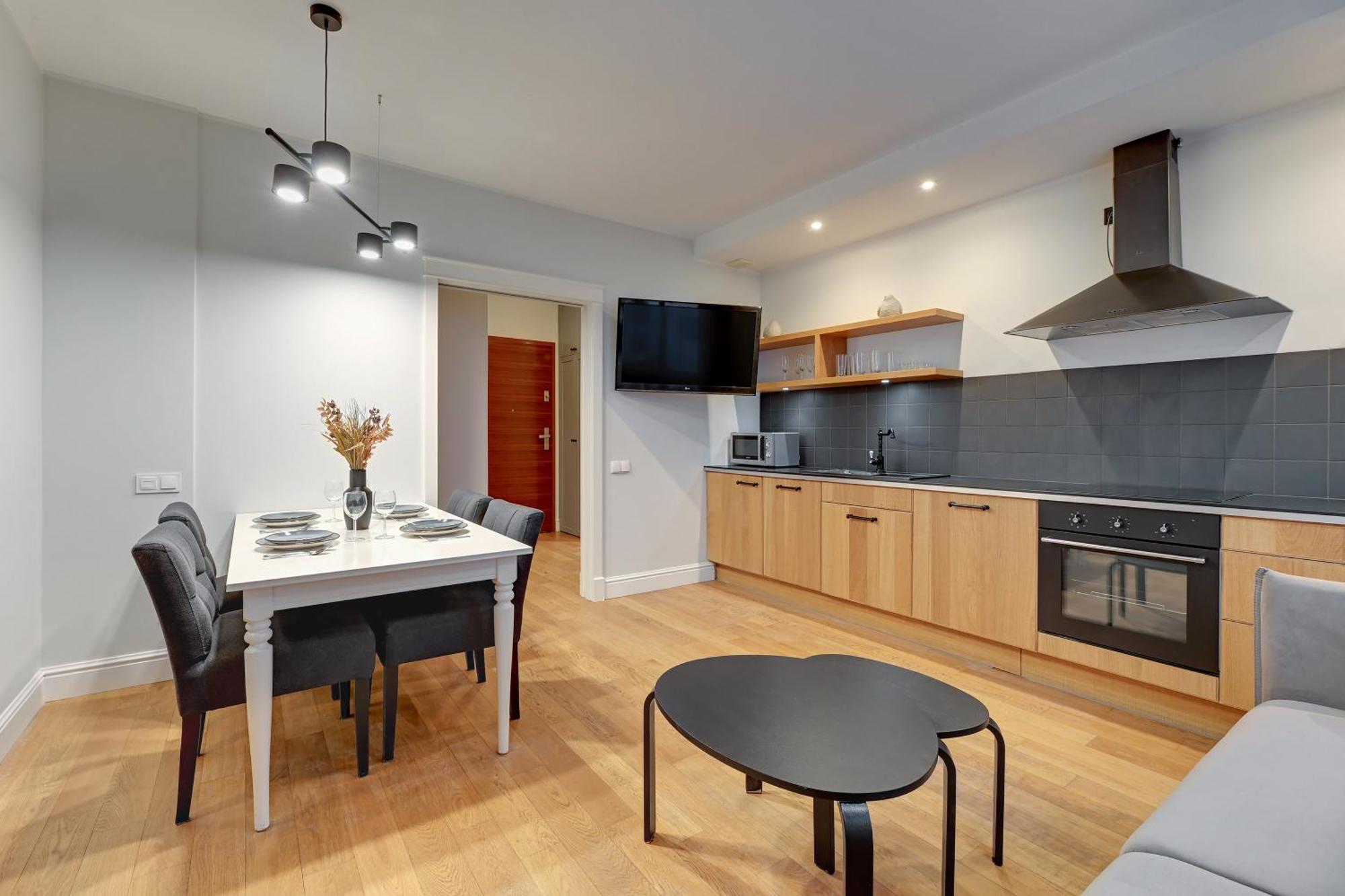 Waterlane Riverside Spa, Pool & Gym By Downtown Apartment *