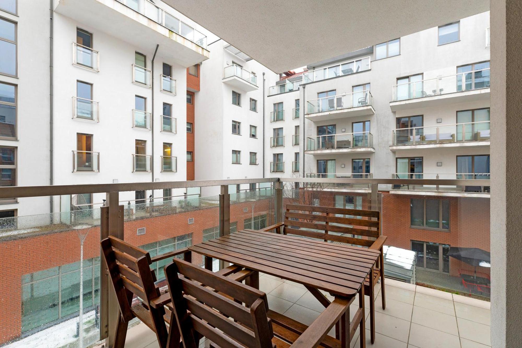 Waterlane Riverside Spa, Pool & Gym By Downtown Apartment *